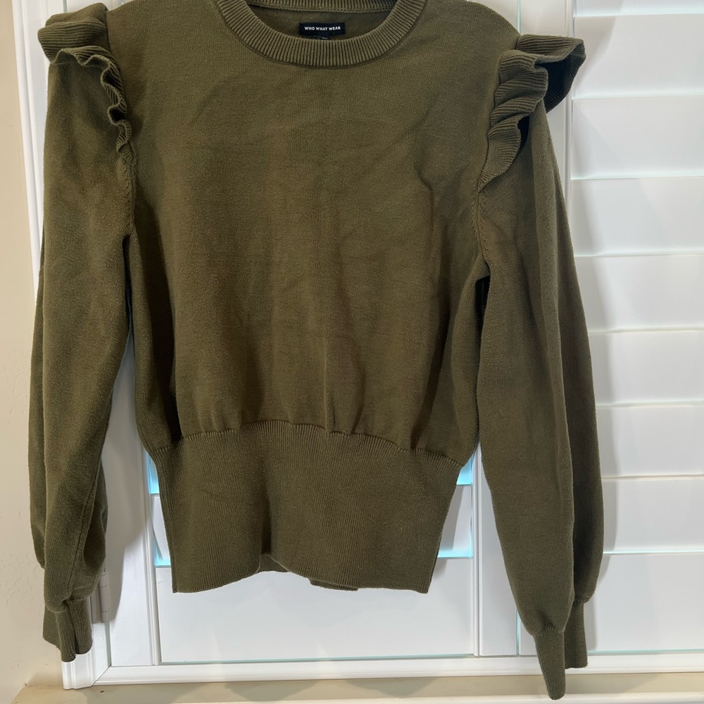L Olive Green Ruffle Sleeve Sweater